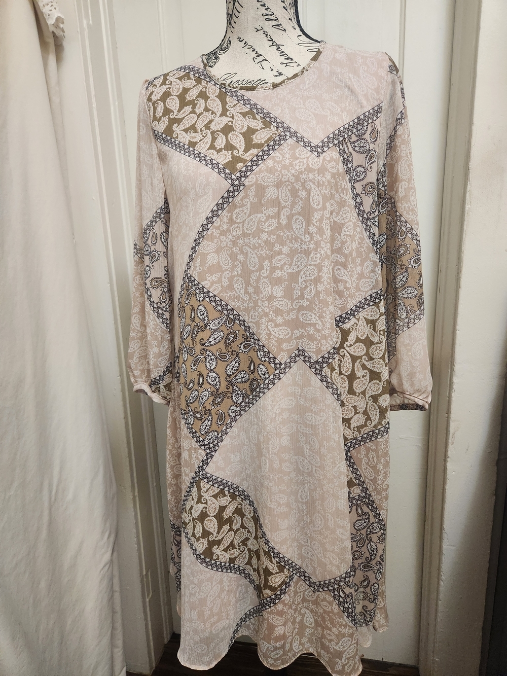Calvin Klein Pink Taupe Paisley Flowy Boho Handkerchief Patchwork Dress SZ 8 EUC